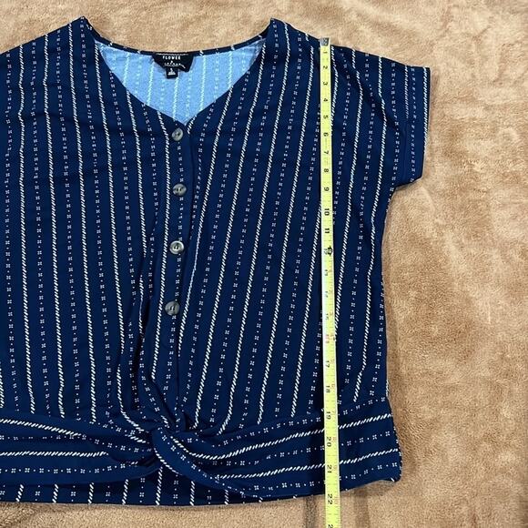 Flower & Feather Blouse Womens Small Blue White - Picture 11 of 14